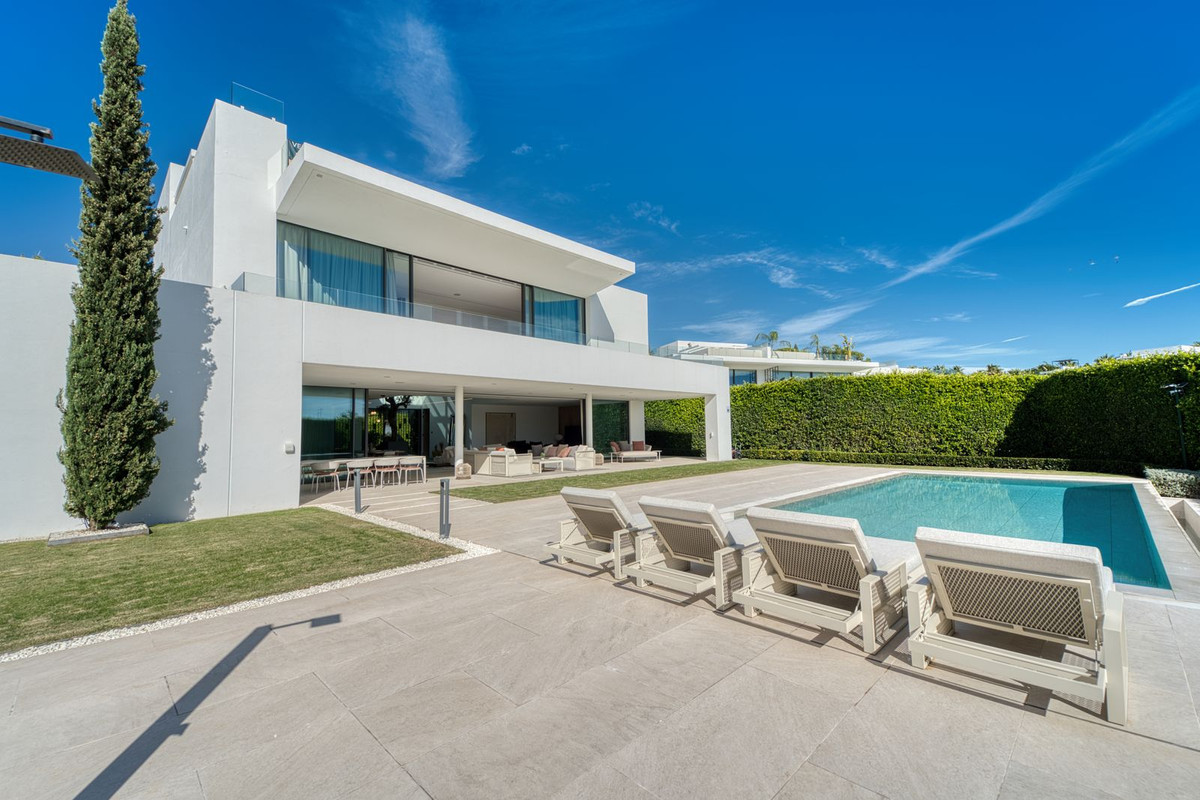 Milla de Oro, Marbella